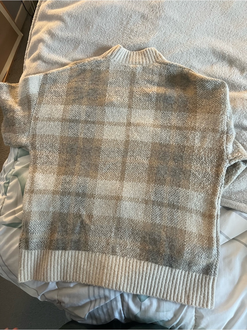 OAK + FORT Cream and Beige Plaid Button-Front Cardigan - Picture 3 of 5